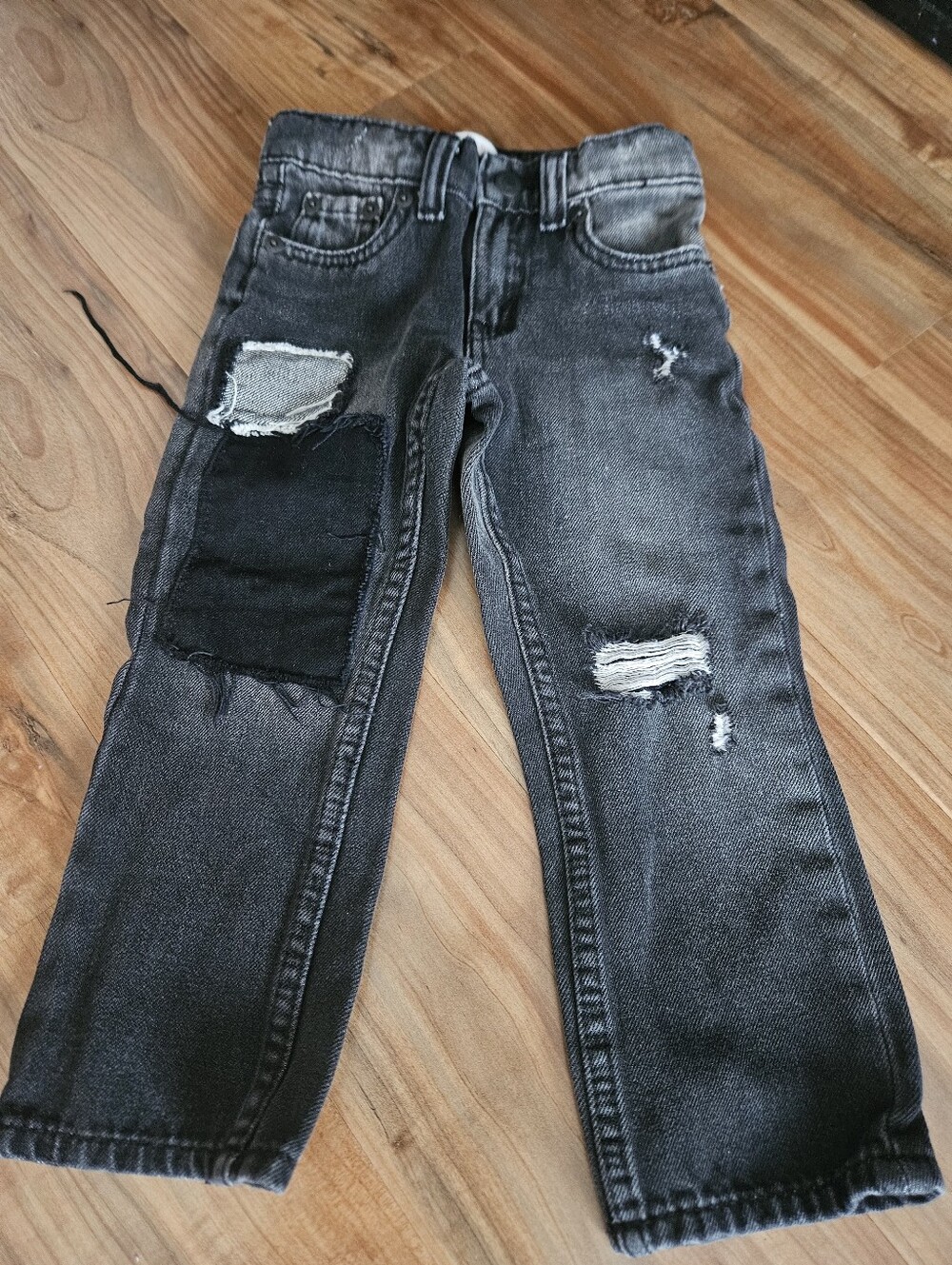 Levi's Black Washed Straight Jeans with Patch Detail 2t